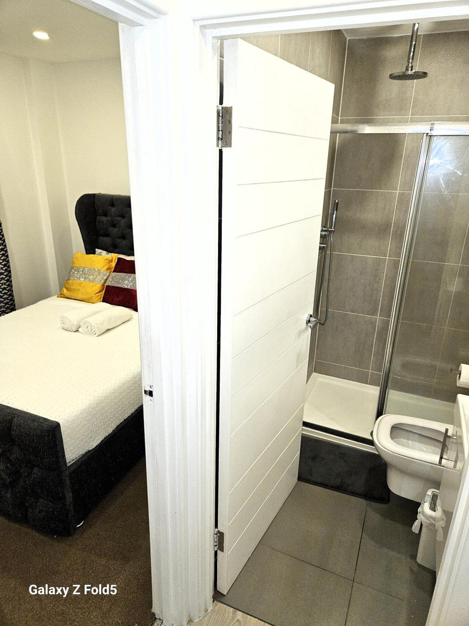 London Sleephouse Partying Is Not Allowed Pls Εξωτερικό φωτογραφία