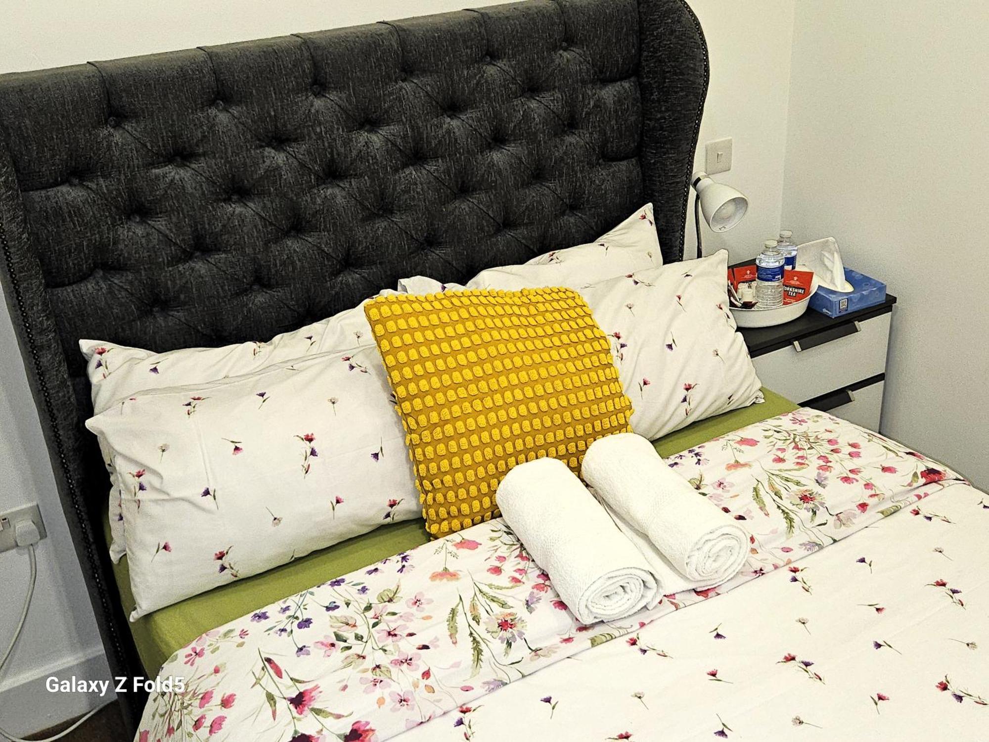 London Sleephouse Partying Is Not Allowed Pls Εξωτερικό φωτογραφία